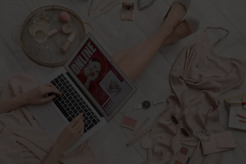 La mode féminine à portée de clic